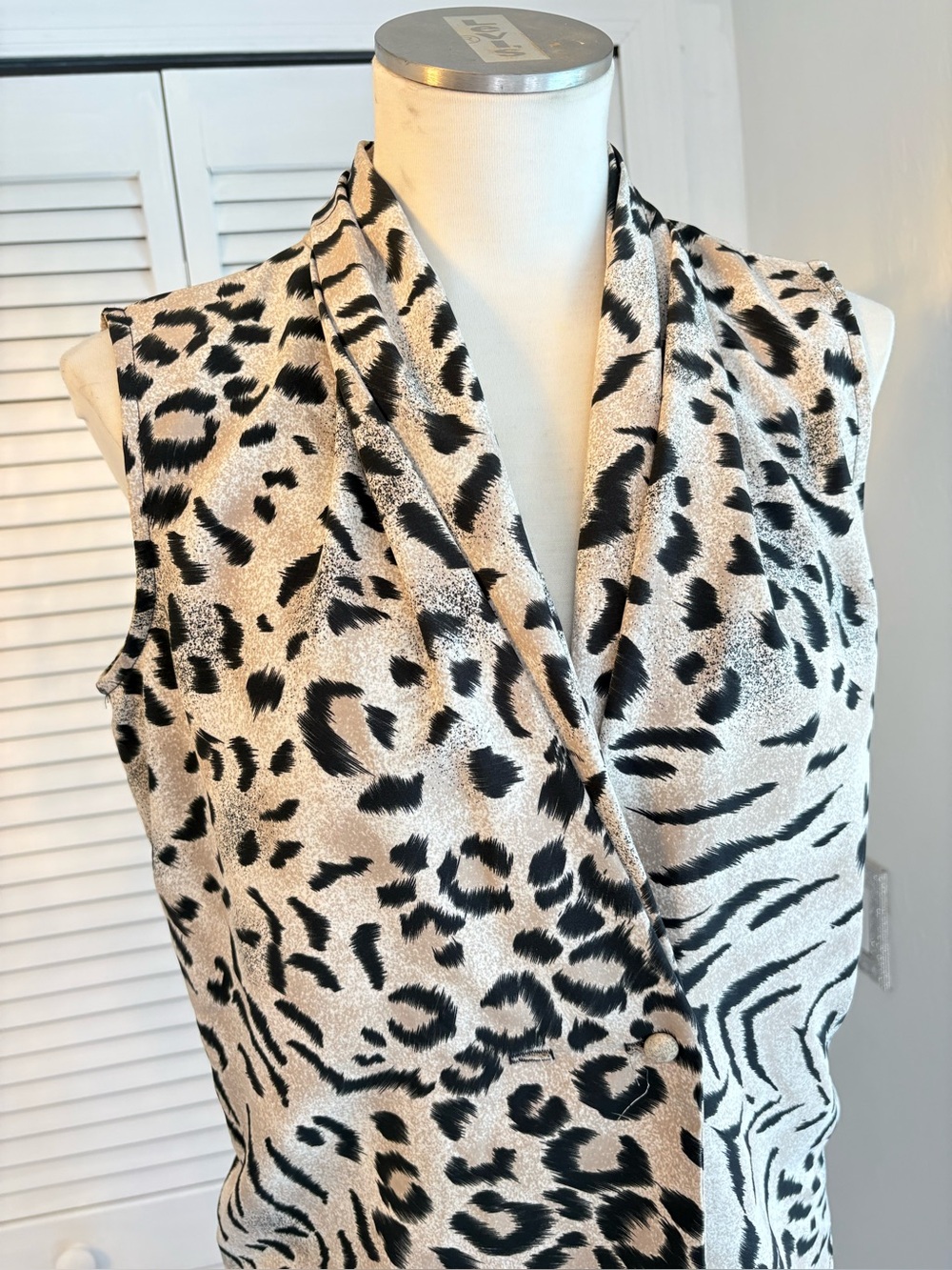 Sleeveless Animal Print Wrap Top - Black & Cream